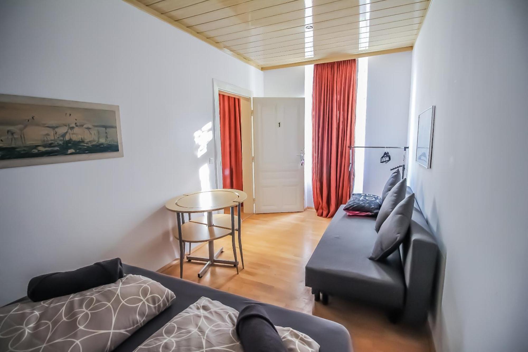 H Superior Triple Room Pr Viena Exterior foto